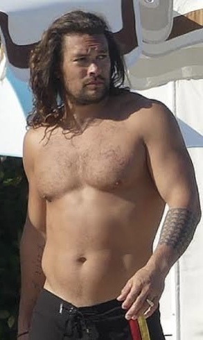 Girls, what do you prefer? Dad bod? 6 pack Somewhere in between?