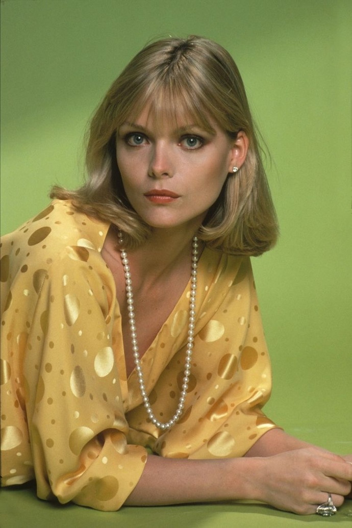 Was Michelle Pfeiffer pretty in her youth?