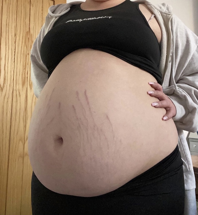 Do guys or gals prefer a flat tummy squishy tummy or big and round on your significant other?
