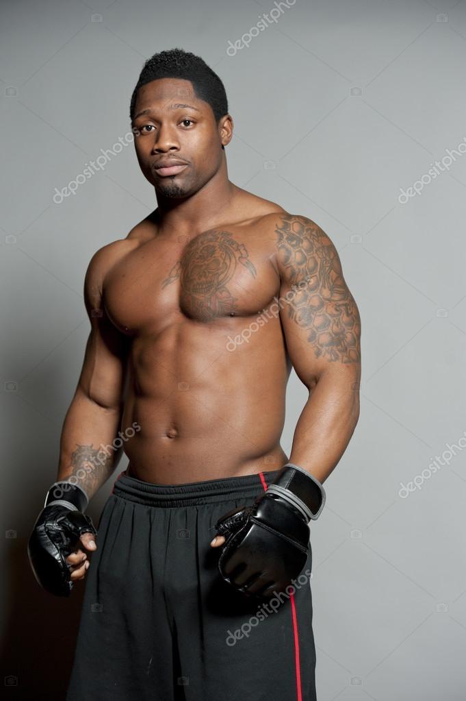 Girls, which man with muscle look better and sexier to you?