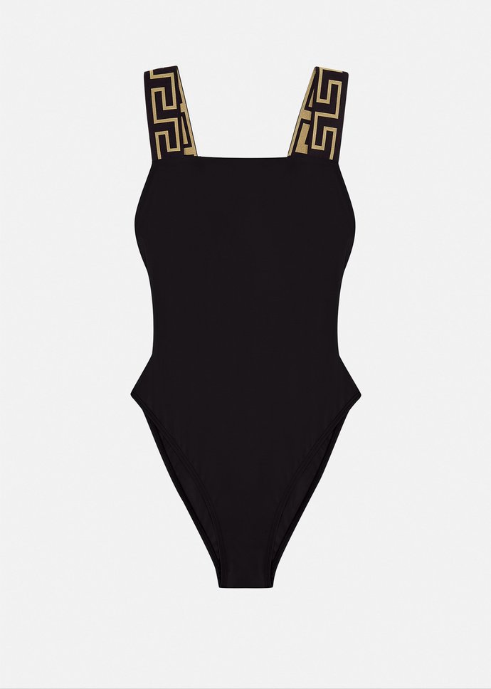 Girls, do you prefer wearing one pieces or bikinis?