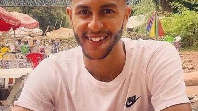 How come so many people think that Arabs look similar to Europeans? They don't similar to me. Arabs look either like South Asians or West Asians?