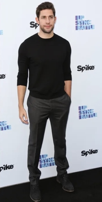 What is it about suits that makes men look more attractive?