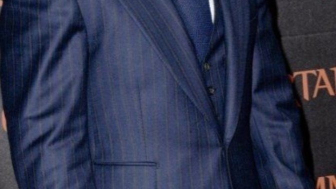 What is it about suits that makes men look more attractive?