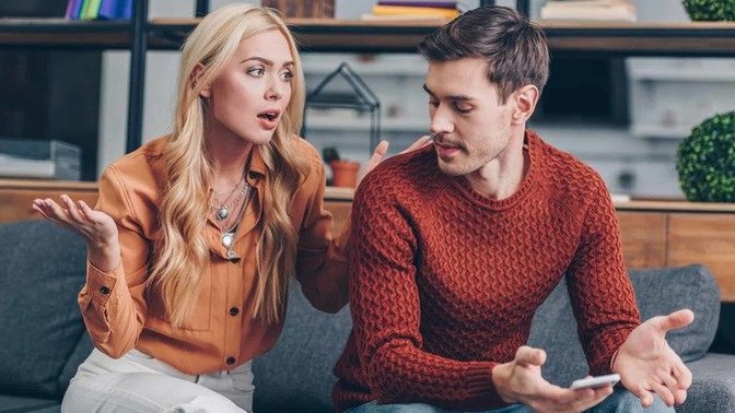 To be a gentleman or not to be a gentleman?  Why do girls like guys that treat them like he's doing them a favor by being with them?