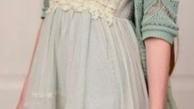 Do athletic masculine men like sorta feminine frilly girls?