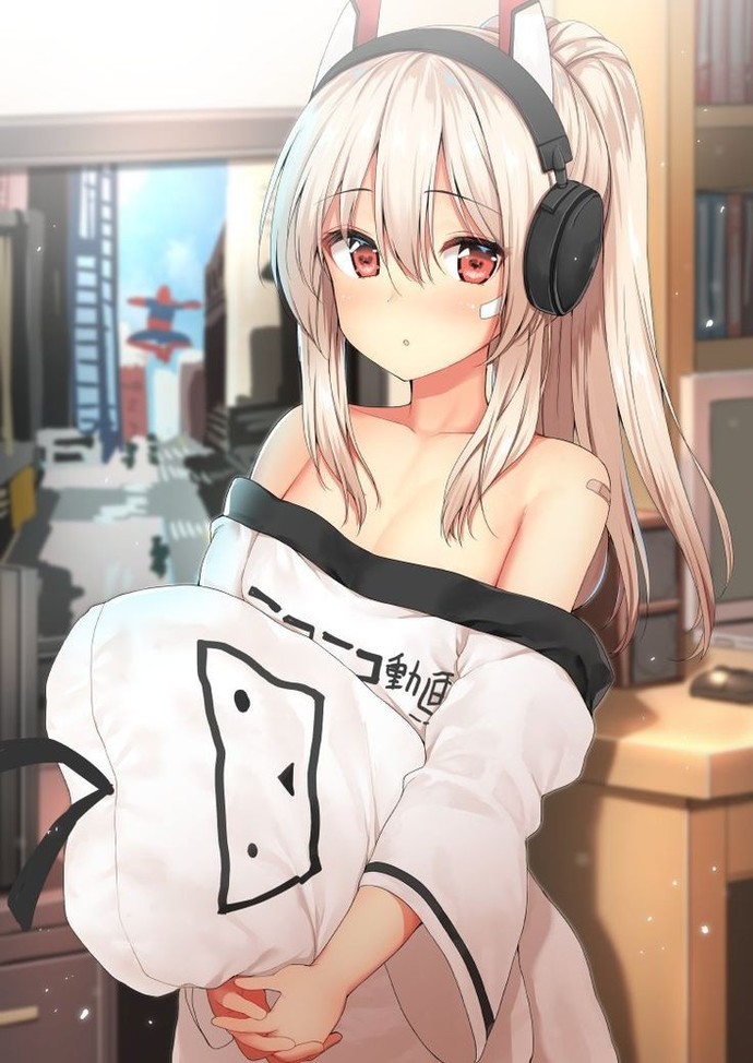 Do you have a certain outfit you think is cool or cute that you wear?