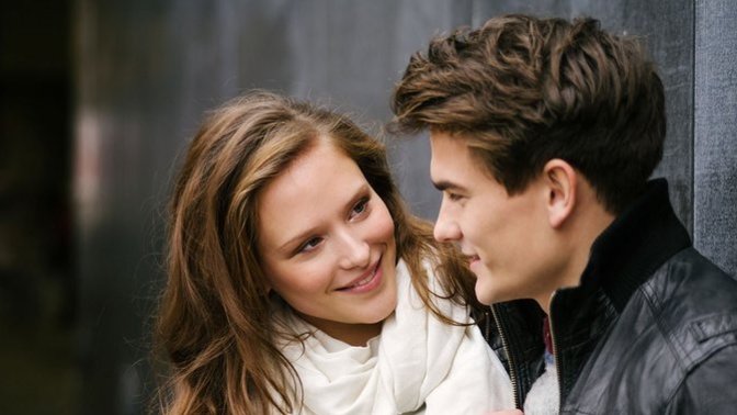 If you are confident/insecure, do you prefer to date someone who is also that or would you prefer the opposite?