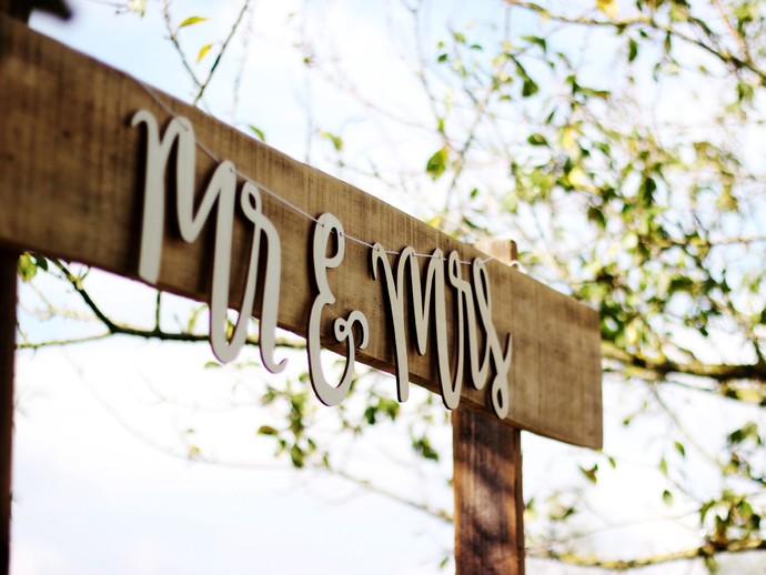 Guys, How would you feel if your wife didnt take your last name?
