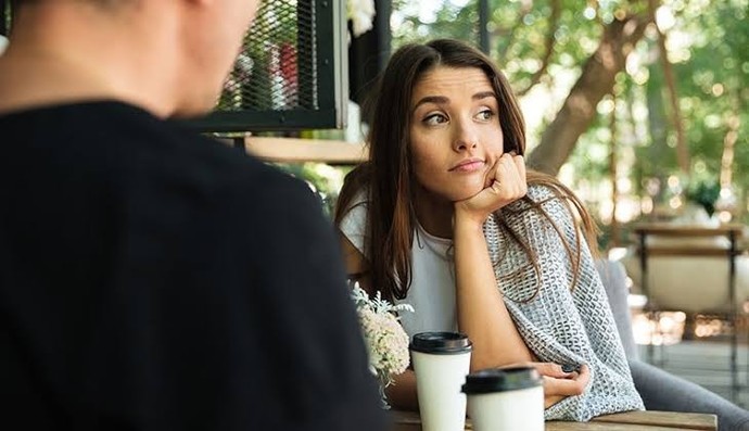 What are turn off s for u as a women (while dating a guy ) ?