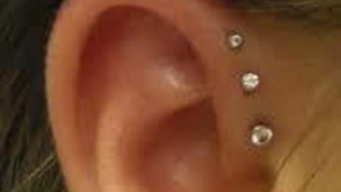 Italian culture/perspective on cartilage piercings?