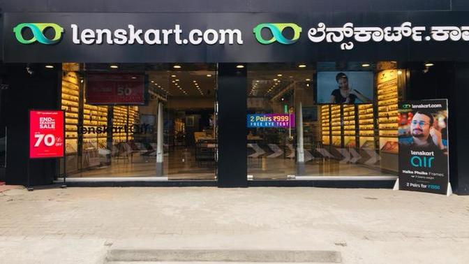 Have you ever ordered spectacles online or at least, in hybrid store?