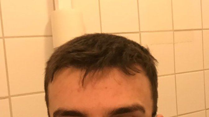 Is messy hair attractive?
