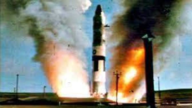 Russia launches 1000 ICBM's at US , would Biden launch Nukes back at Russia?