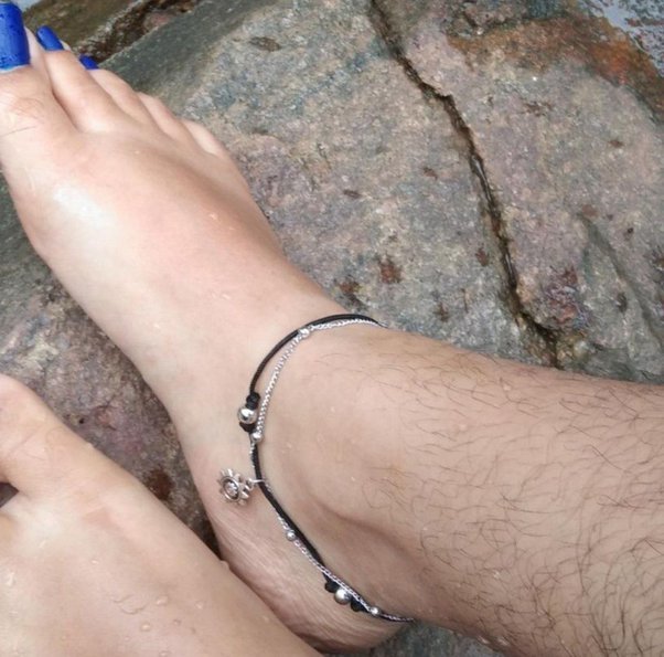 Is it an average female hairy leg?