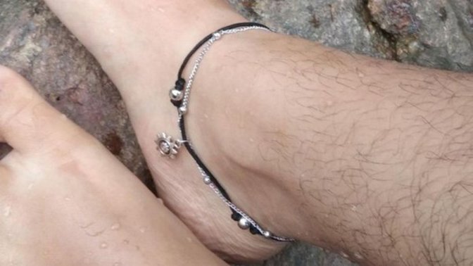 Is it an average female hairy leg?