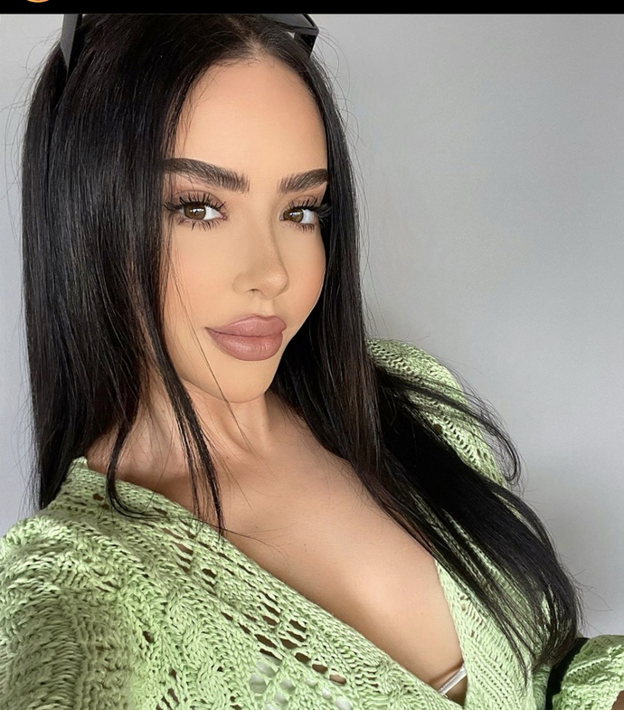 Does she have unique and ethereal beauty that stands out from others?