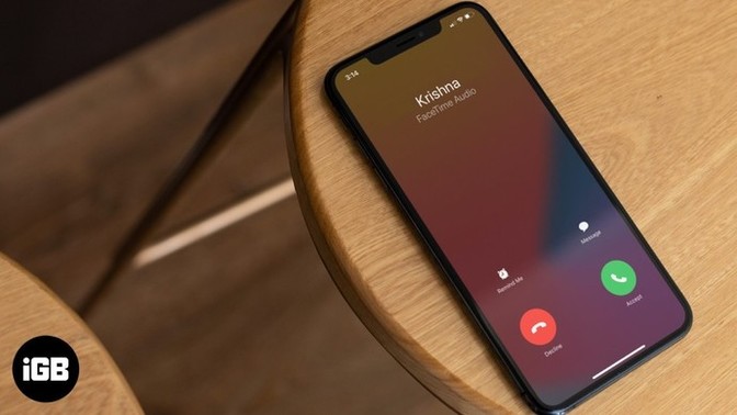 How do you respond to a random phone call 📲?
