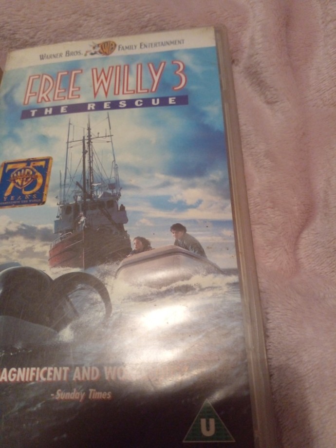 my most favourite movie of my life they removed my last one amzing movie dont you all think??