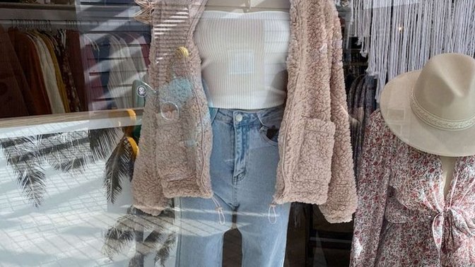 Do you like this outfit?