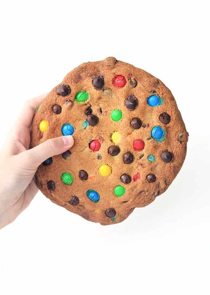Have you ever seen Cookies this big?