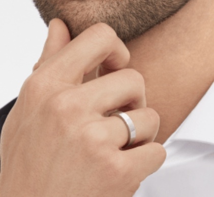 What do you think of the wedding band and watch my fiance got me?