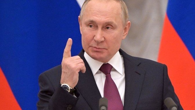 How can Putin bring peace to Ukraine?