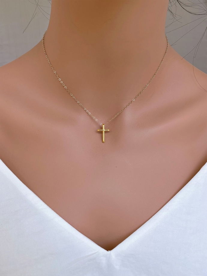 Which piece looks best for daily wear as a Christian motive jewerly?