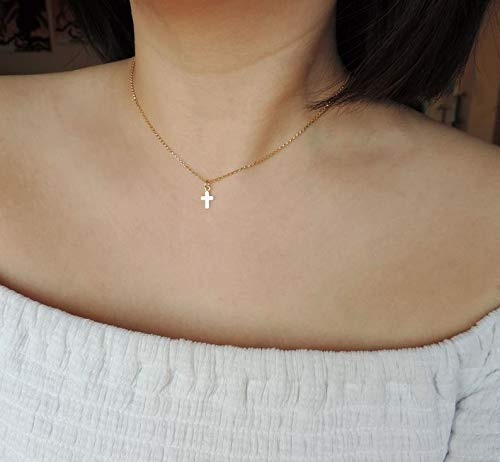 Which piece looks best for daily wear as a Christian motive jewerly?