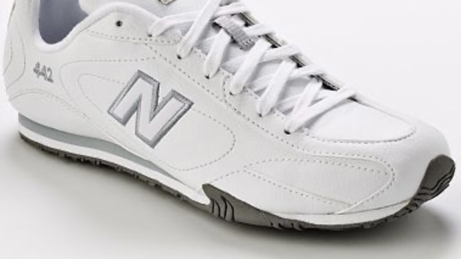 I seen a guy wearing these 442 new balance what’s y’all’s thought it’s ok or not for them too wear them?