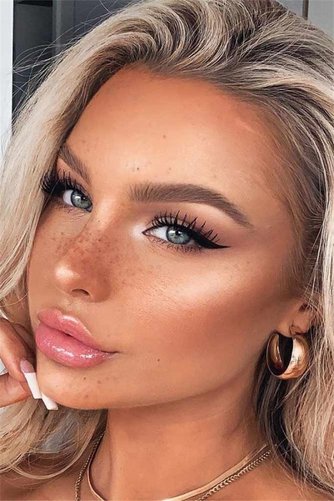 Guy I like has dated gorgeous girls who don’t wear makeup. Does this mean he doesnt like girls who look like this?