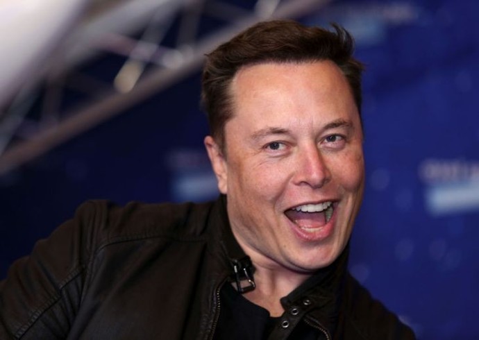 Who thanks Elon Musk should buy Netflix?