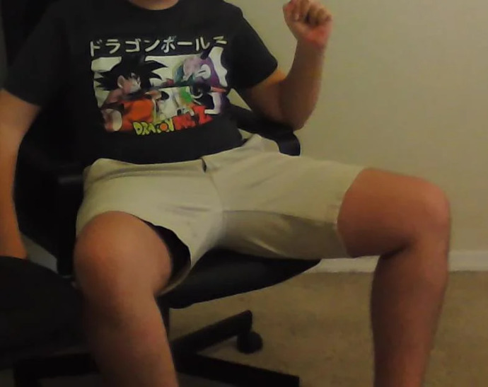Ladies, do you see it was problematic when a mans shorts go above his knees?
