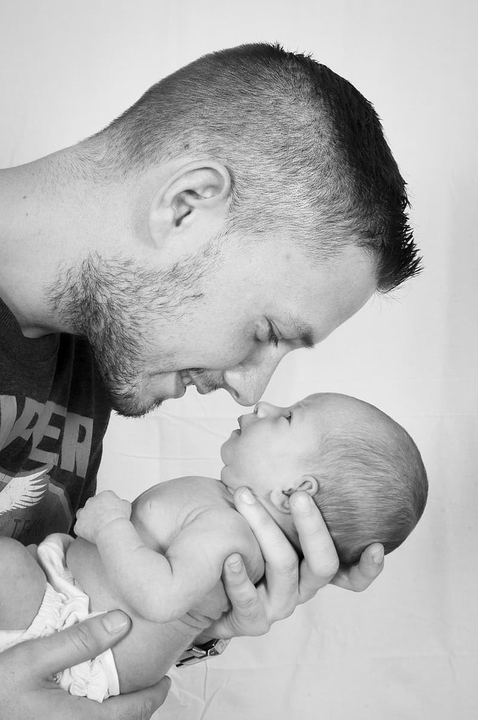 Guys, Do you agreee the greatest gift a woman can give a man is a child ?