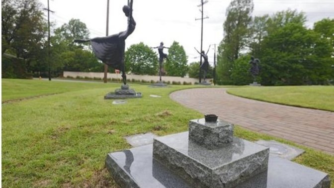 Statue of Native American ballerina destroyed and sold to recycling center?