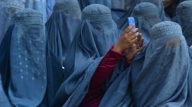 The damn backwards retarded Taliban at it again sending a decree that women must cover from head to toe?
