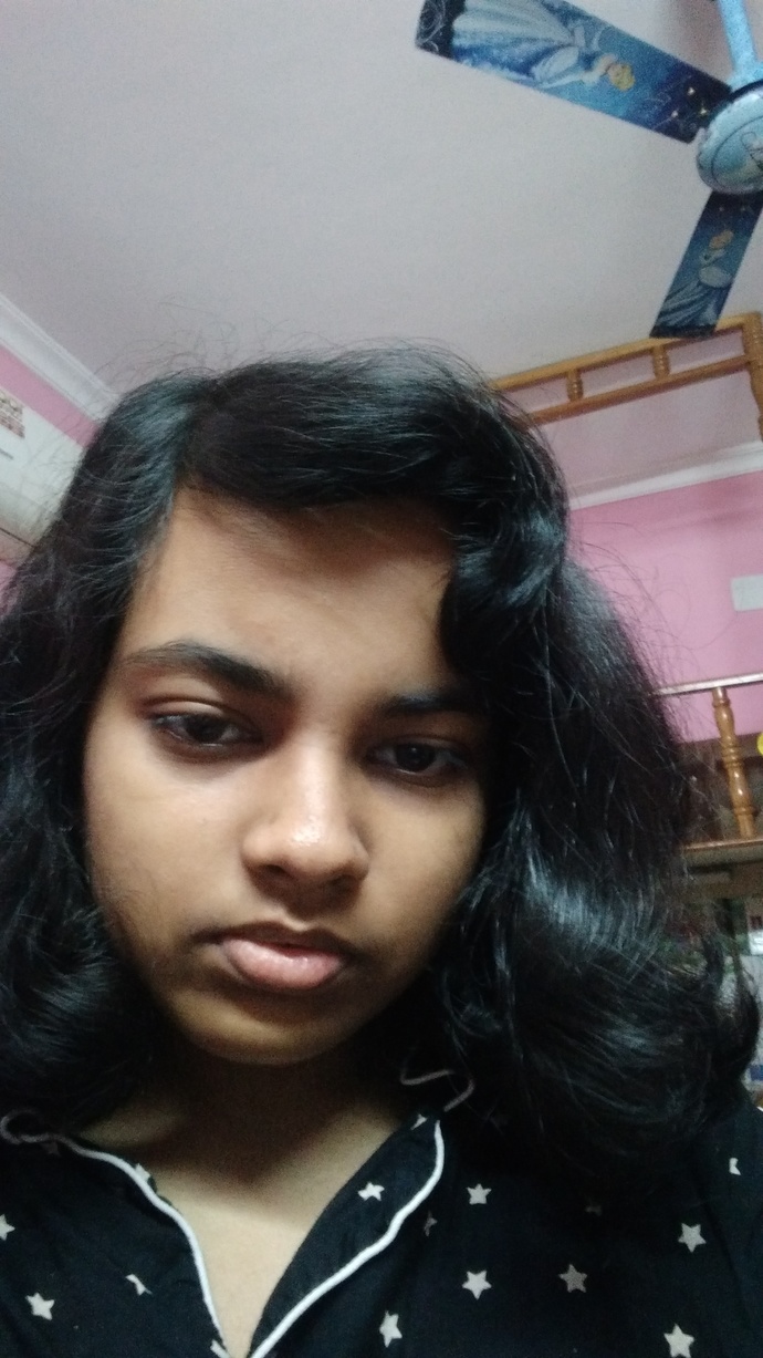 I look so scary in 3 am lmao
