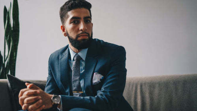 Do girls think men should dress like their age?