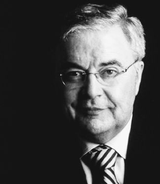 Why are hereditary leaders so frowned upon?