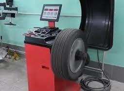 Car vibrating only between 50-70mph. Low tire tread cause?