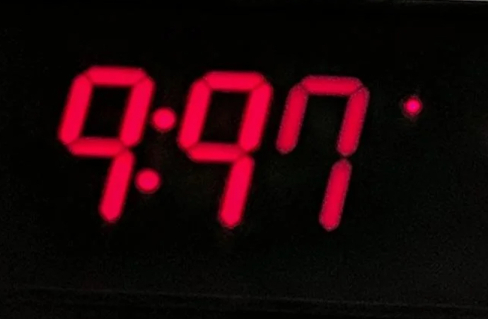 Is this digital clock right twice a day?
