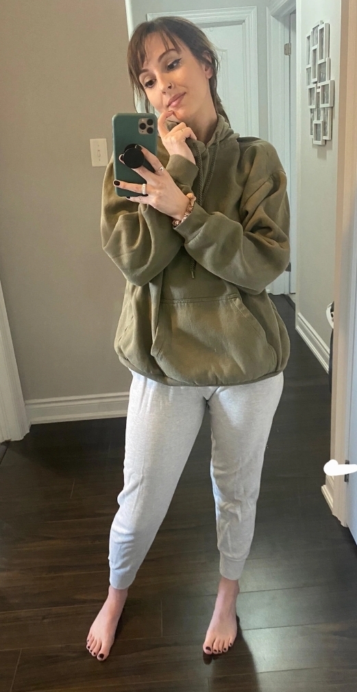What are your favorite clothes to get relaxed and feel cosy at home?