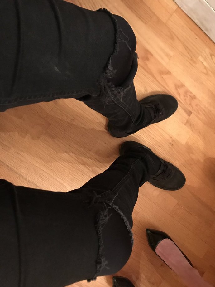 Is this normal for a Chinese dude or is the guy Im dating weird?
