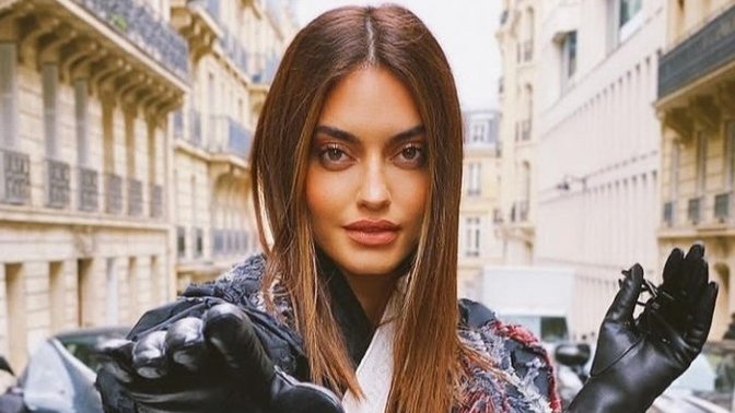Would you date a influencer?