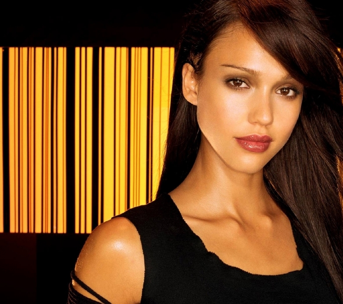 Name some celebs that you currently or used to crush on?