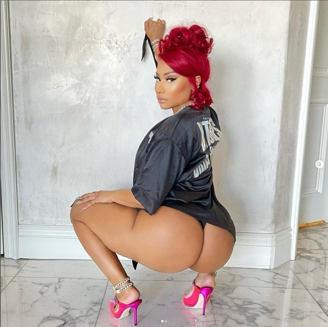 Name some celebs that you currently or used to crush on?