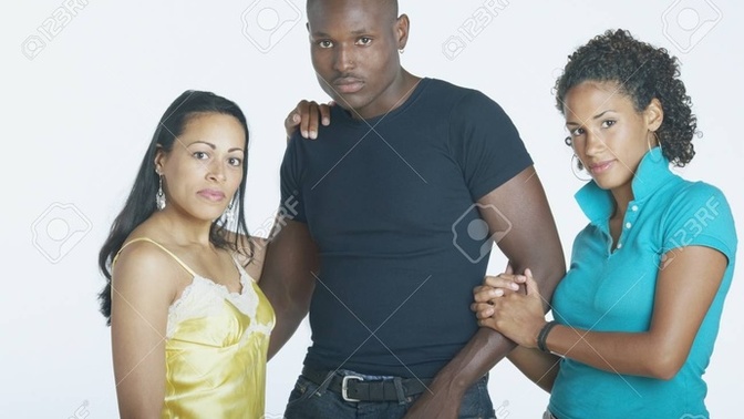I’m not a player but I’m love with 2 women?