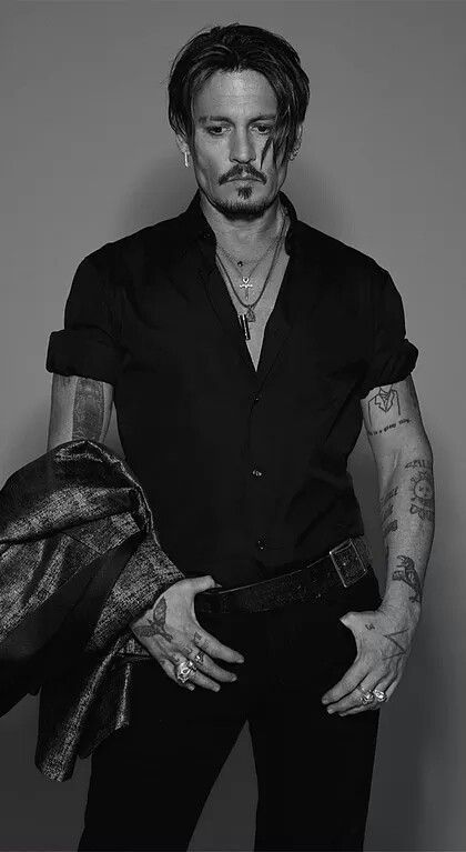 Girls out of my male celebrity crushes, who do you find the most attractive?
