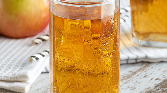 Do you prefer apple juice or orange juice?