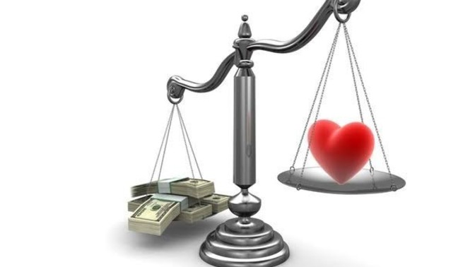 What's your choice: Money or love?